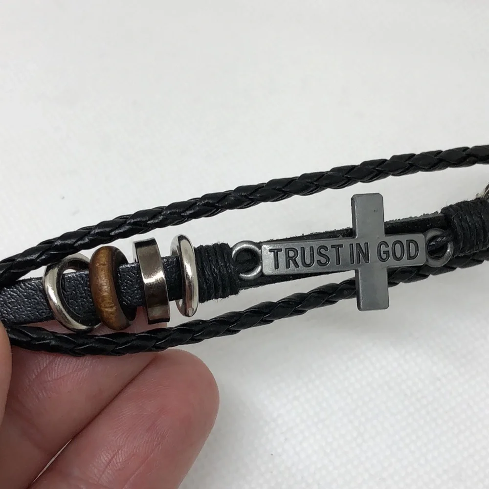3/$25 “Trust In God” Snap Together Bracelet
